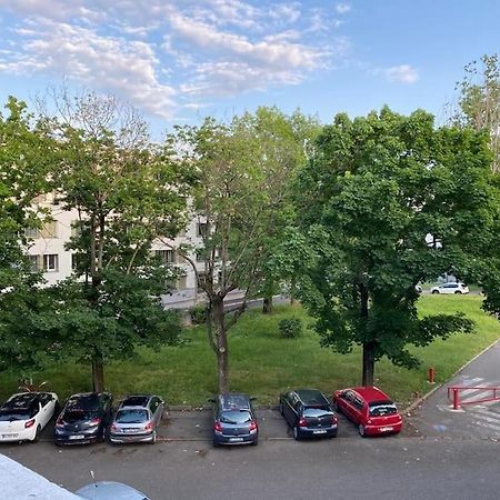 Joli Appartement Proche Metro ลียง ภายนอก รูปภาพ